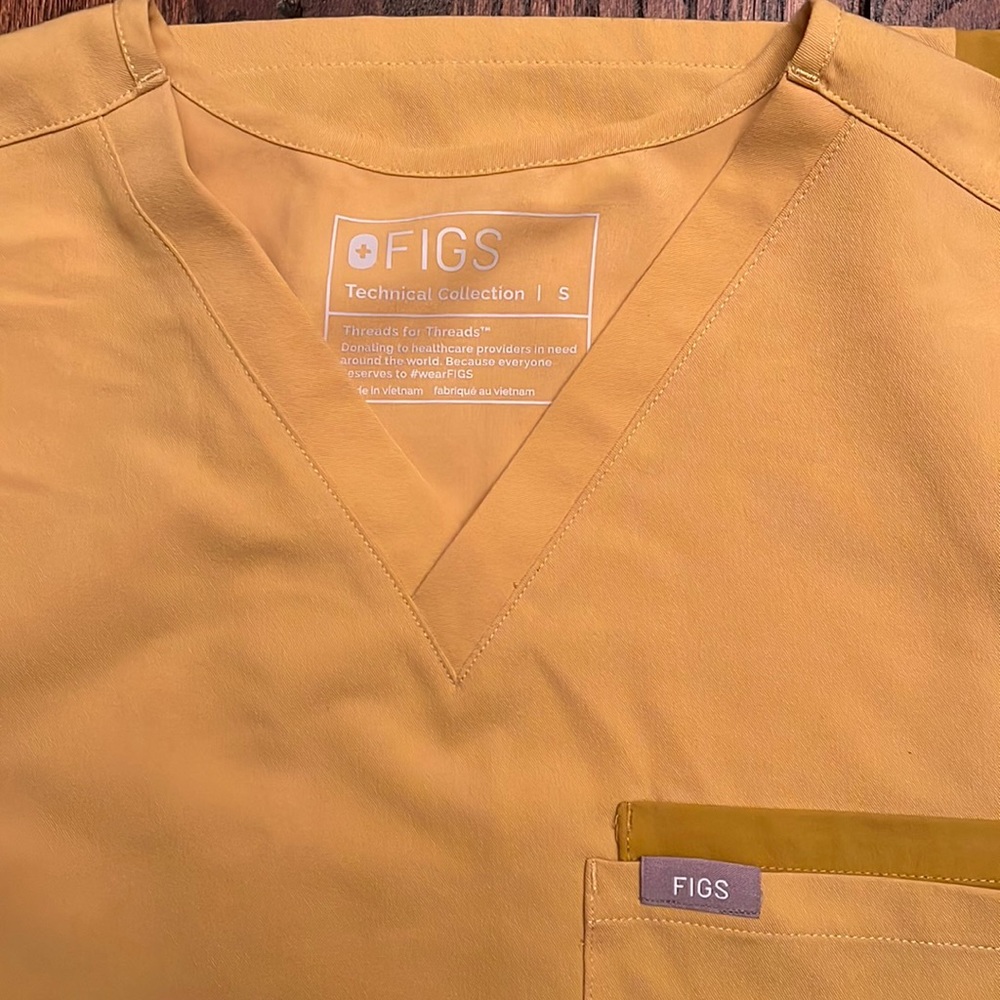 Figs scrubs. Worn once